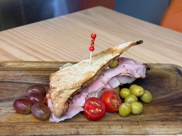 Casa Iberica - The Ham Shop 4