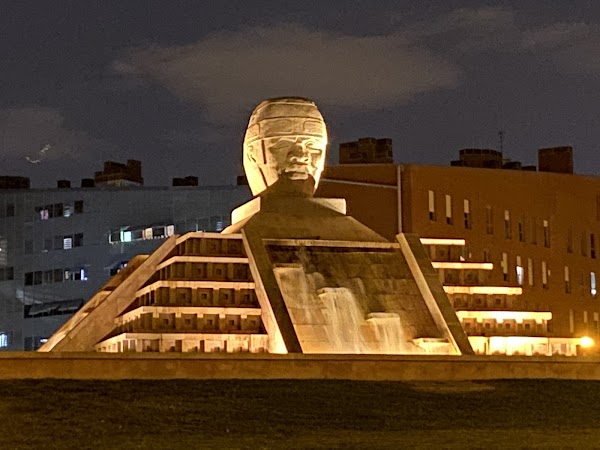 Colossal Olmeca Head