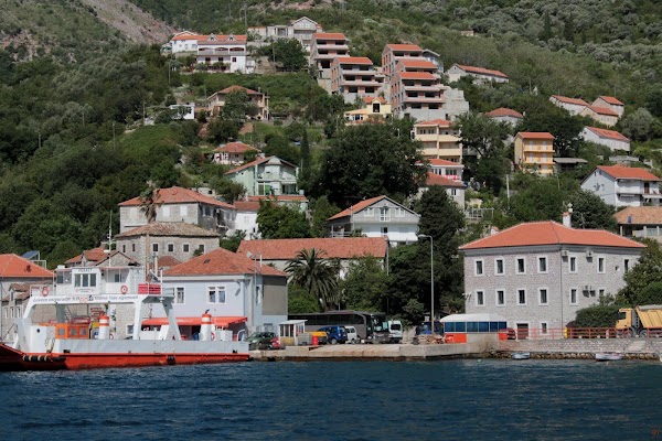 Donja Lastva 5