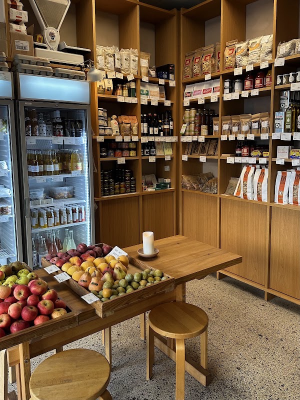 Auren's Deli 2