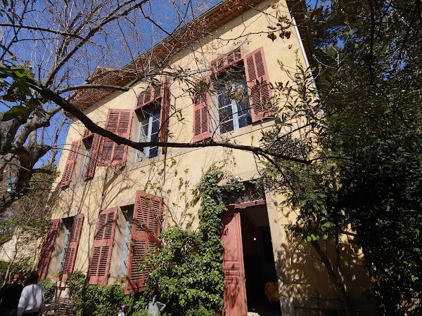 Cézanne's studio 3