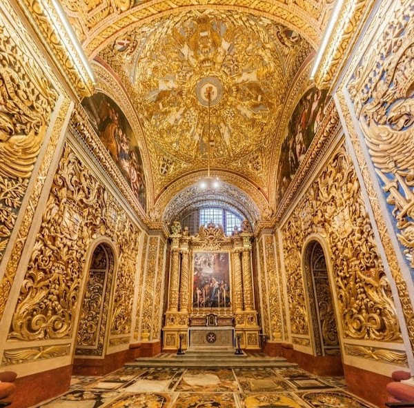 St. John's Co-Cathedral 6