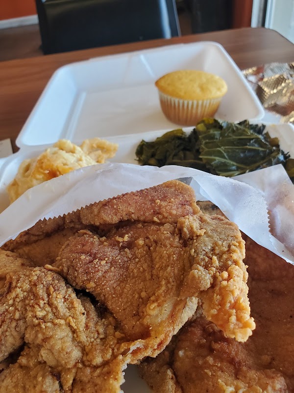 M & J Soul Food Restaurant 4
