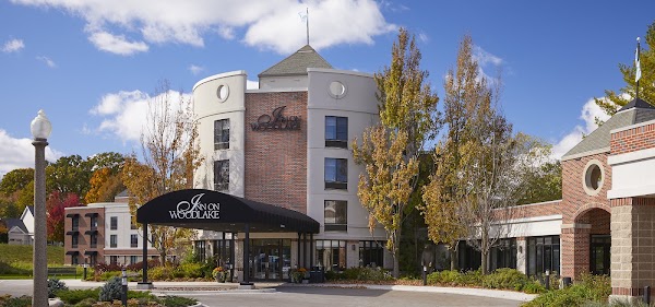 Inn on Woodlake