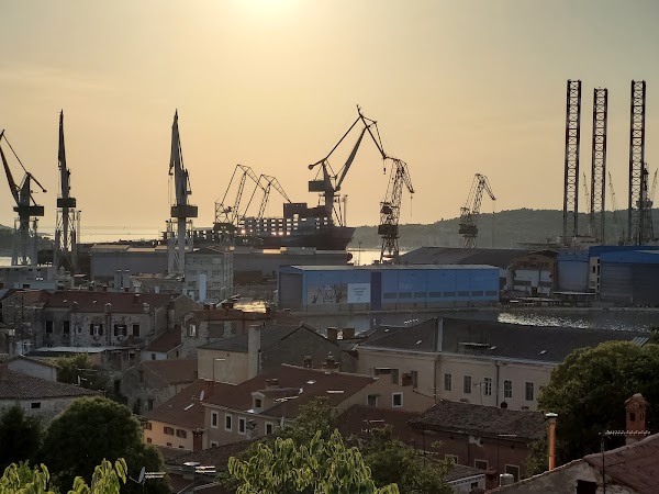 Pula 2