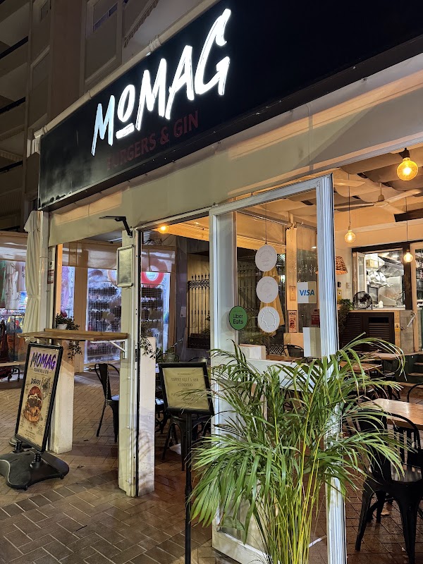 Momag Burgers & Gin