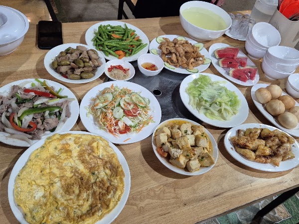 Local Ha Giang Loop Tours, Hotel & Rentals 2