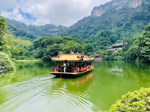 Yuecheng Lake 1