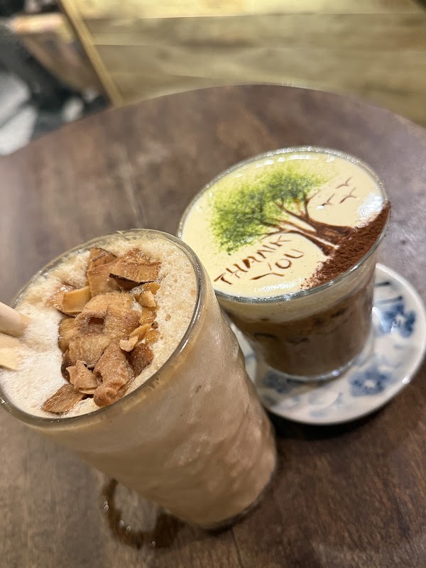 Mê Hội An Rooftop Coffee & Kitchen 3