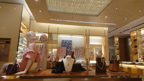 Louis Vuitton Roppongi Hills 5