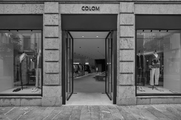COLOM 1