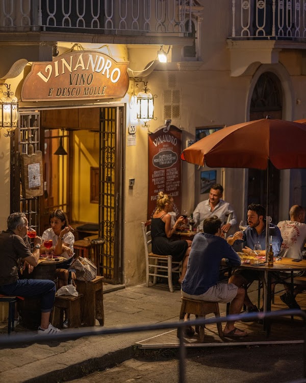 Vinandro Vino e Desco Molle