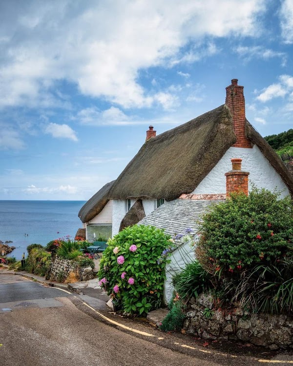 Cadgwith 2