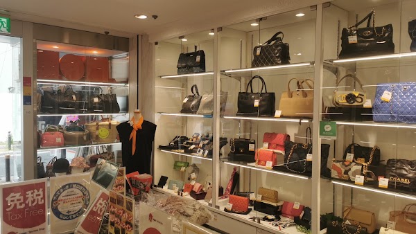 Brand Gallery in Higashi-Shinsaibashi 5