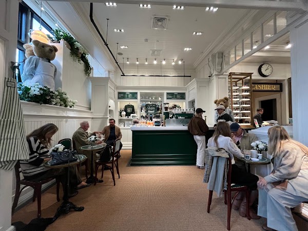 Ralph's Coffee at Brompton Cross