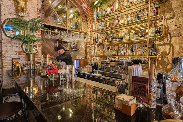 Mirador Gastro Bar 1