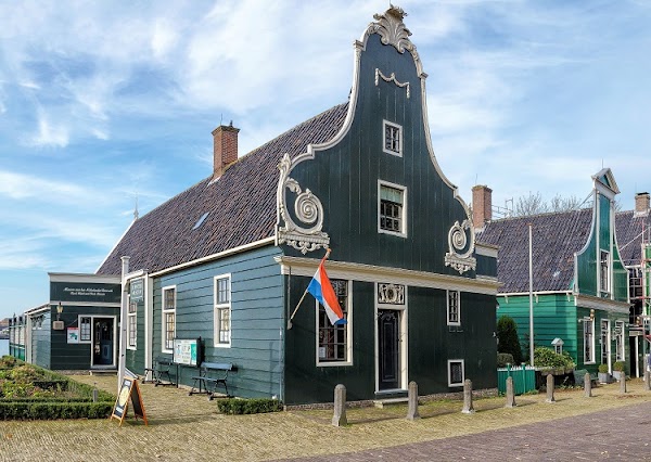 Netherlands 90