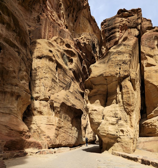 Al-Siq 1