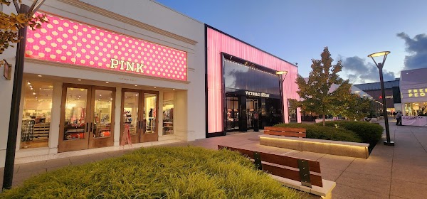 Victoria's Secret & PINK