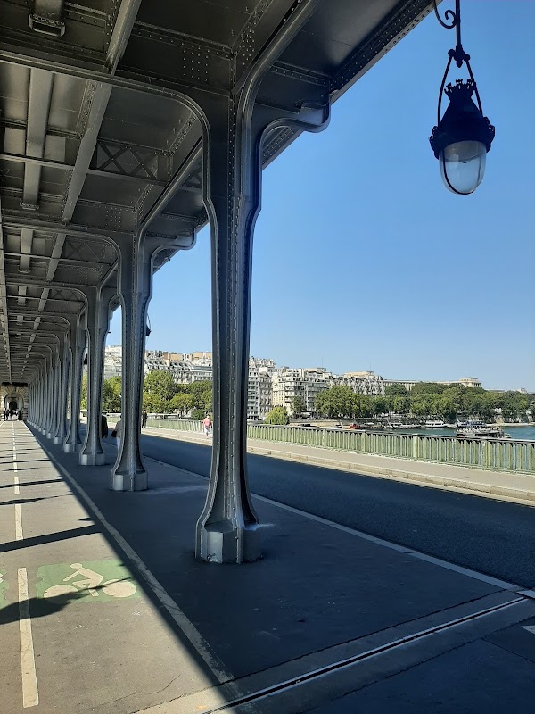 Bir-Hakeim 2