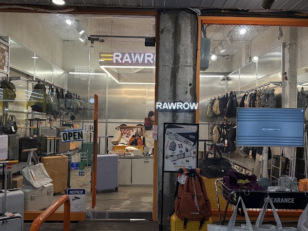 로우로우 광장시장 (RAWROW Square Market)