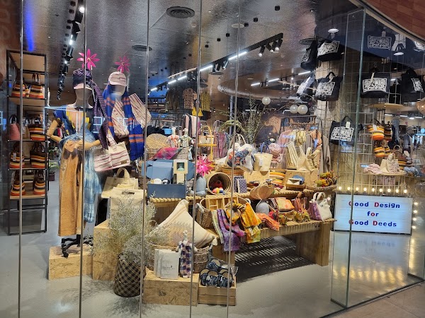 Good Goods Central World 2