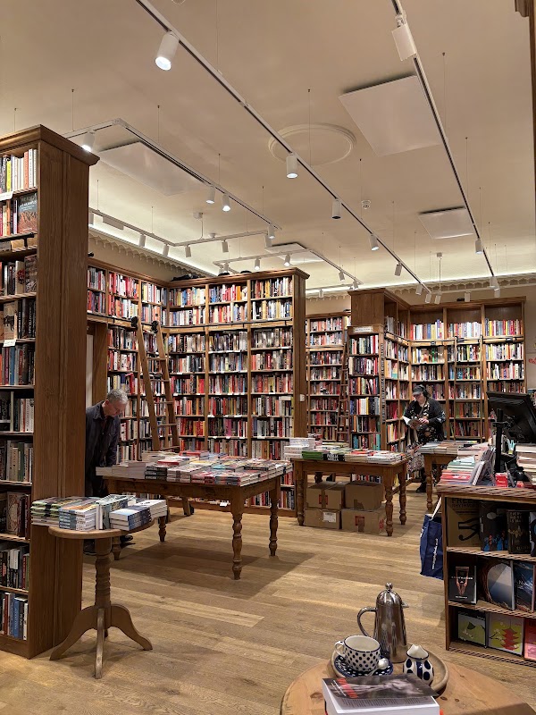 Topping & Company Booksellers of Bath 2
