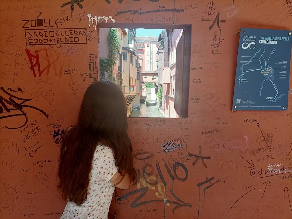 Finestrella di Via Piella - Canale di Reno 2