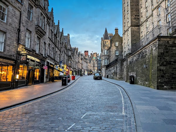 Cockburn Street 1