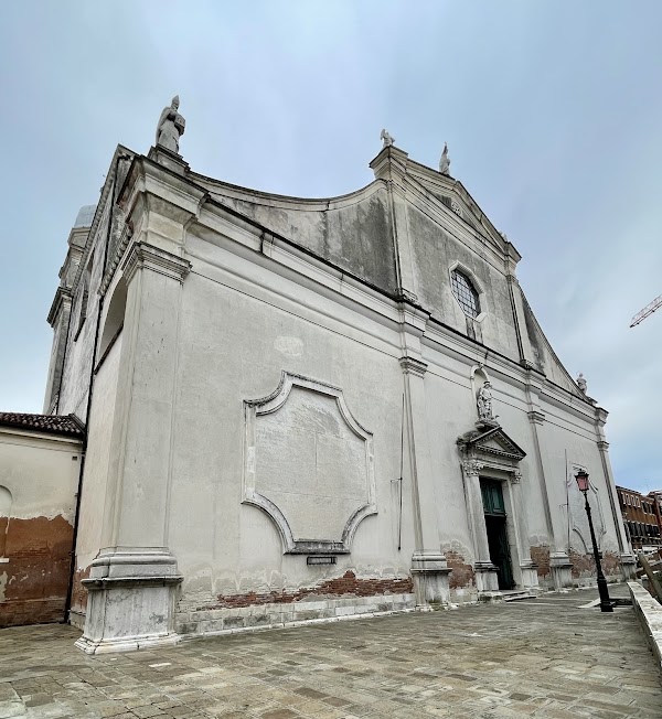 Chiesa dell'Angelo Raffaele 1