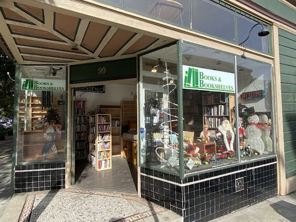 Books & Bookshelves