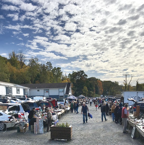 Golden Nugget Antique Flea Market