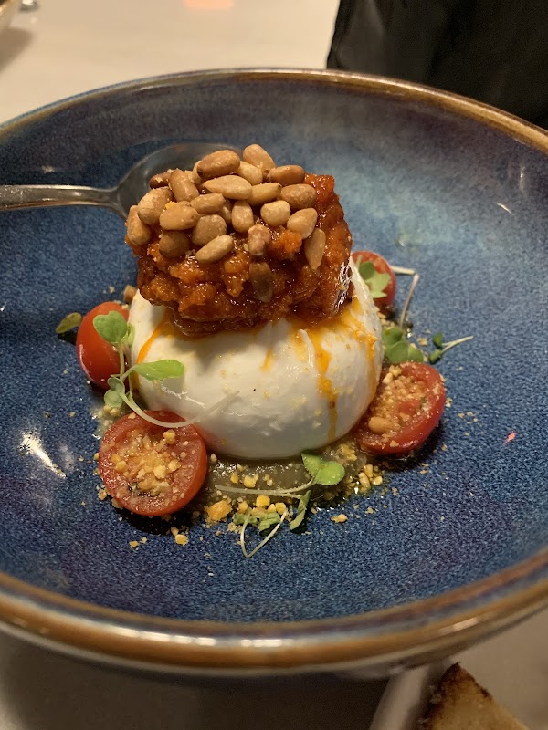 Orvay Restaurant 3