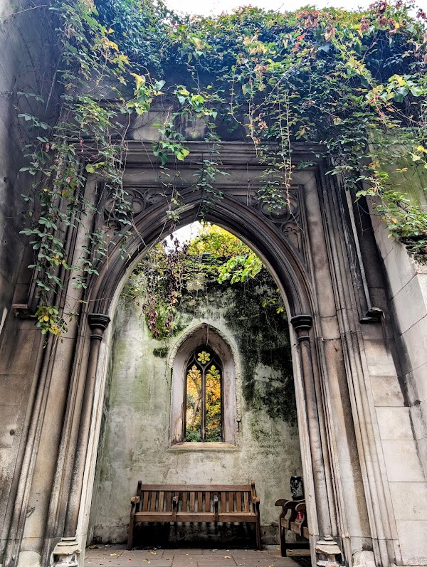 St Dunstan in the East Church Garden 5