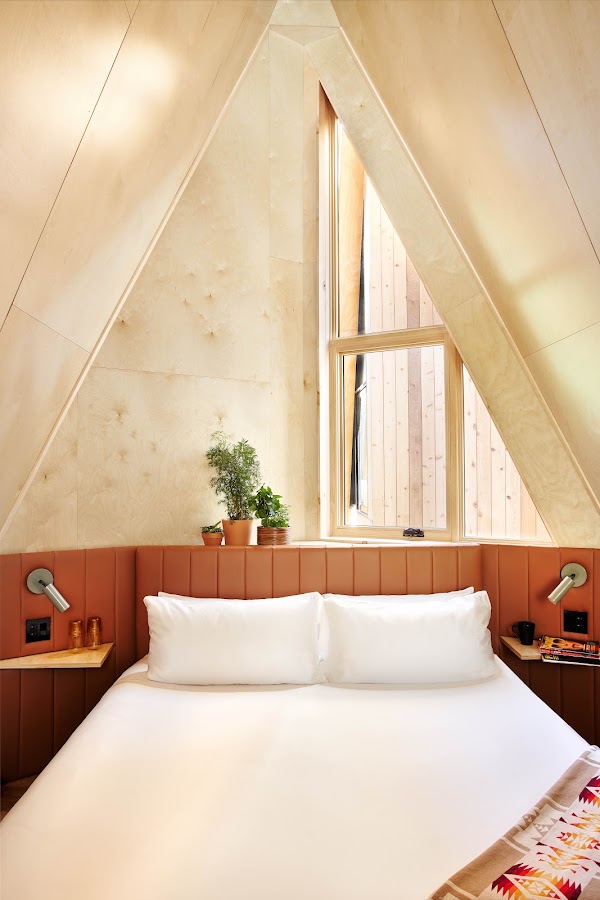 A-Frame Club 5