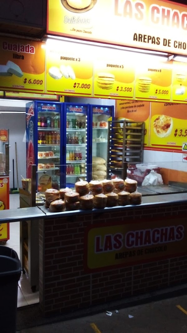 AREPAS LAS CHACHAS SEDE POBLADO