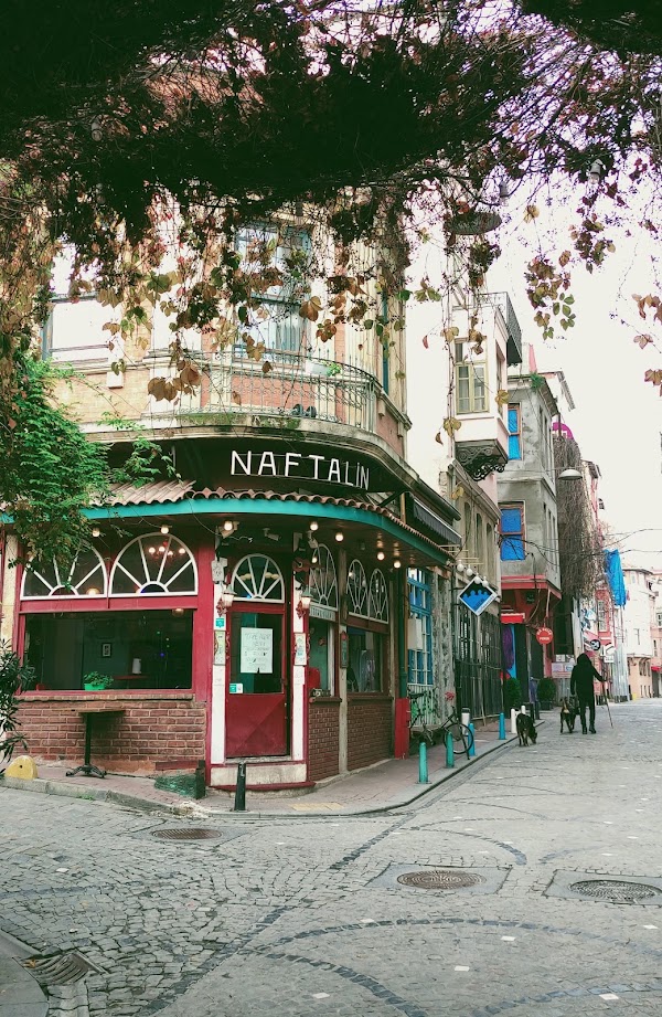 Cafe Naftalin K