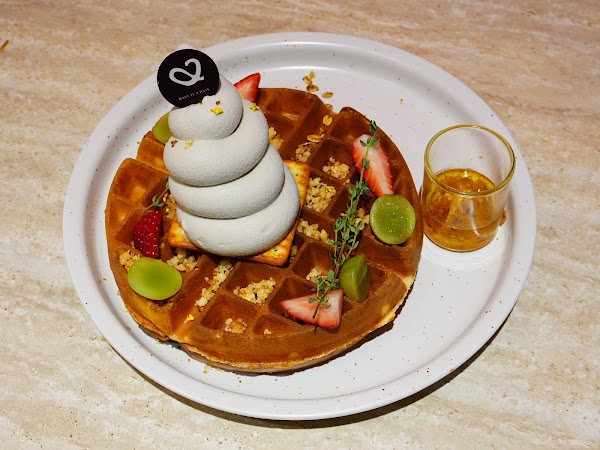 Date Cafe 3
