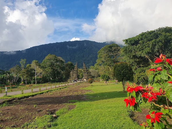 Bali Handara Gate 2