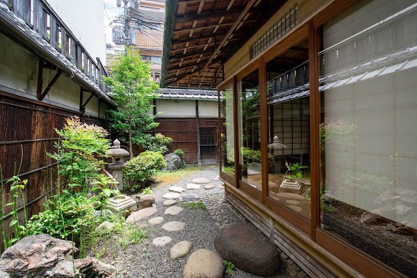 KIMONO TEA CEREMONY KYOTO MAIKOYA at NISHIKI 4