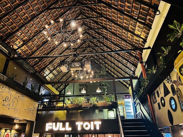Toit Brewpub