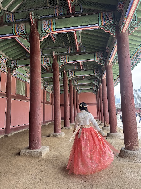 Hanboknam Gyeongbokgung hanbok rental shop 4
