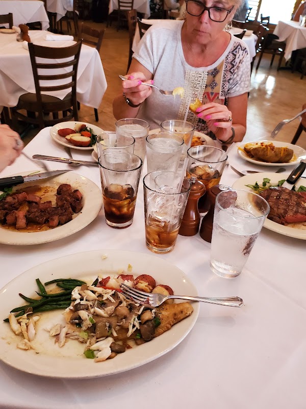 Steak Knife Restaurant 4