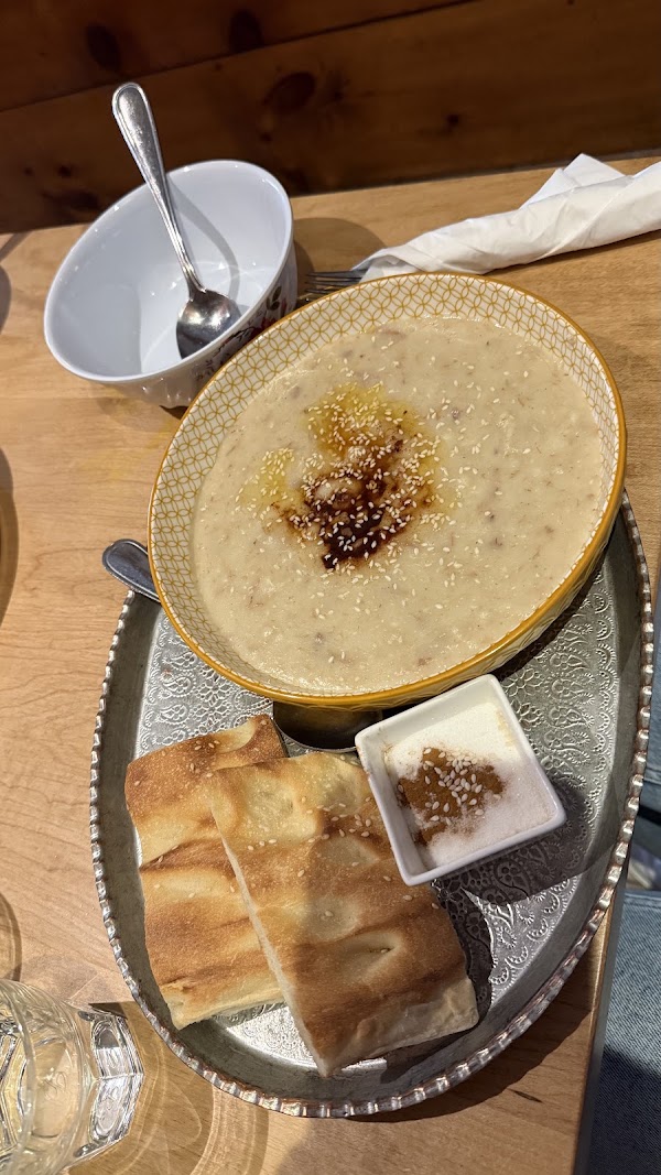 Takht-e Tavoos Restaurant 2