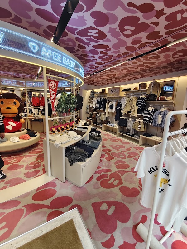BAPE STORE® HARAJUKU 5