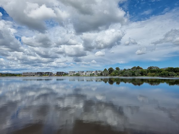 Lake Burley Griffin 2