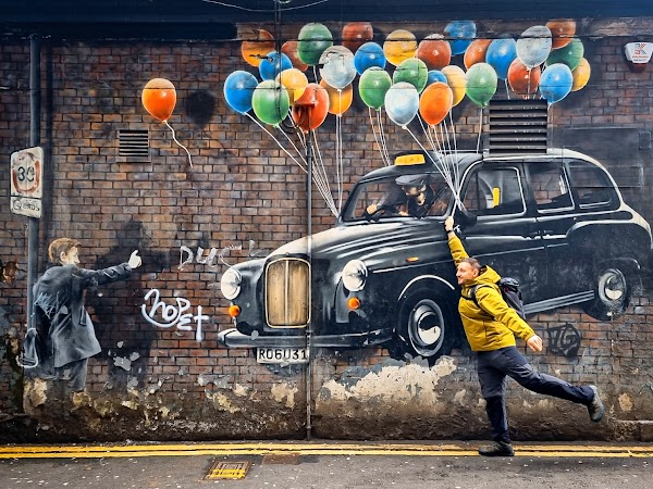 The World's Most Economical Taxi (#10 Glasgow Mural Trail)