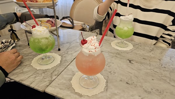 루치펠 집사카페