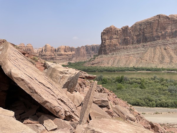 Potash Road Dinosaur Tracks and Petroglyphs 5