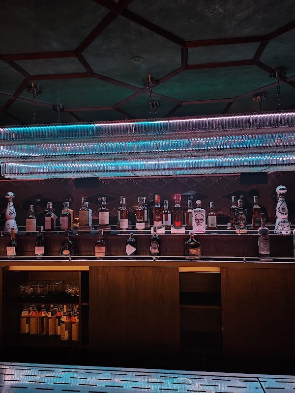 Bodega Saigon 2